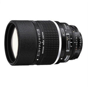 Nikon AF DC 135mm f/2D Lens