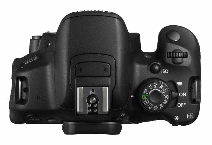 Canon EOS 700D Body + 8GB + Bag